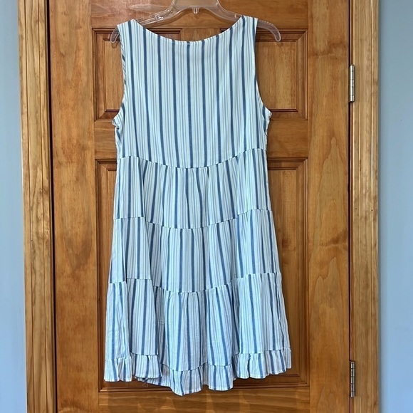 MIA & Tess Blue and White Striped Sleeveless Dress - Picture 4 of 4